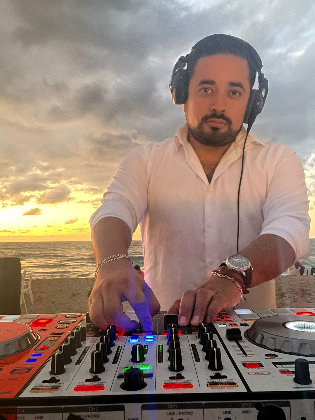 DJ Edwing García